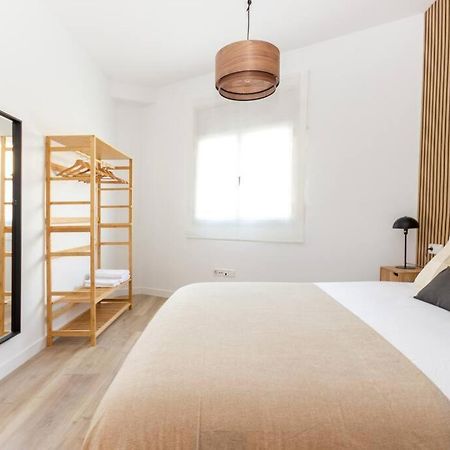 Ferienwohnung Duplex With Terrace Near Bcn Terrassa Exterior foto