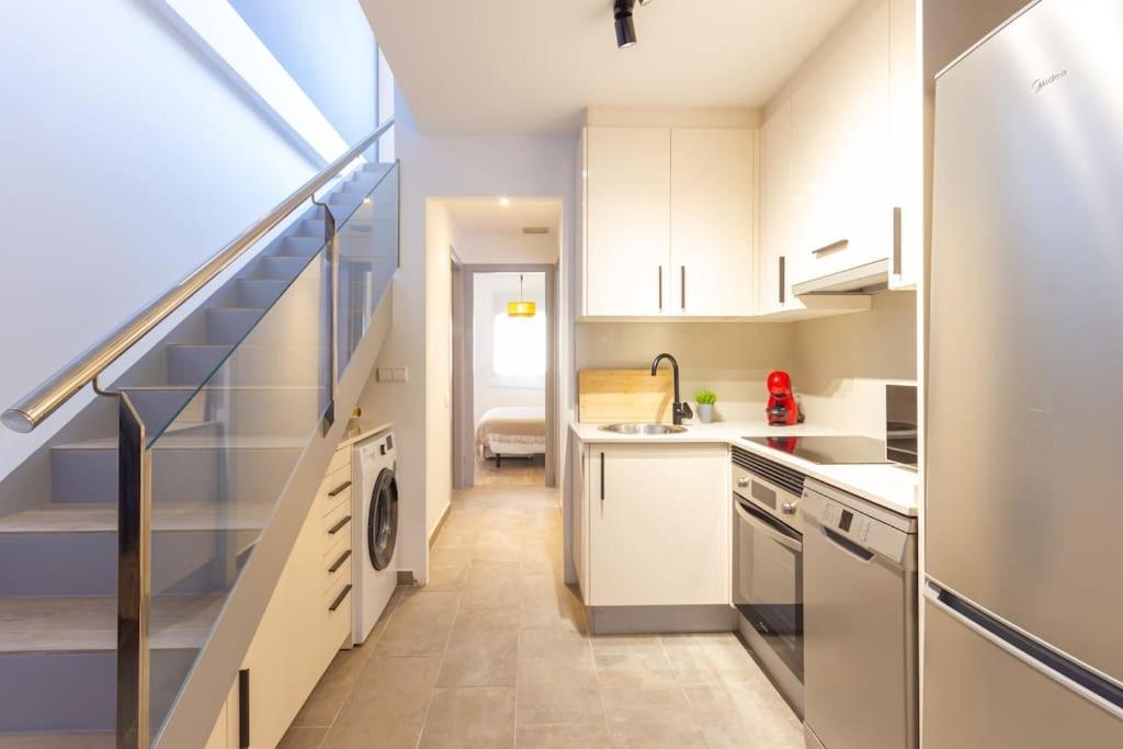 Ferienwohnung Duplex With Terrace Near Bcn Terrassa Exterior foto